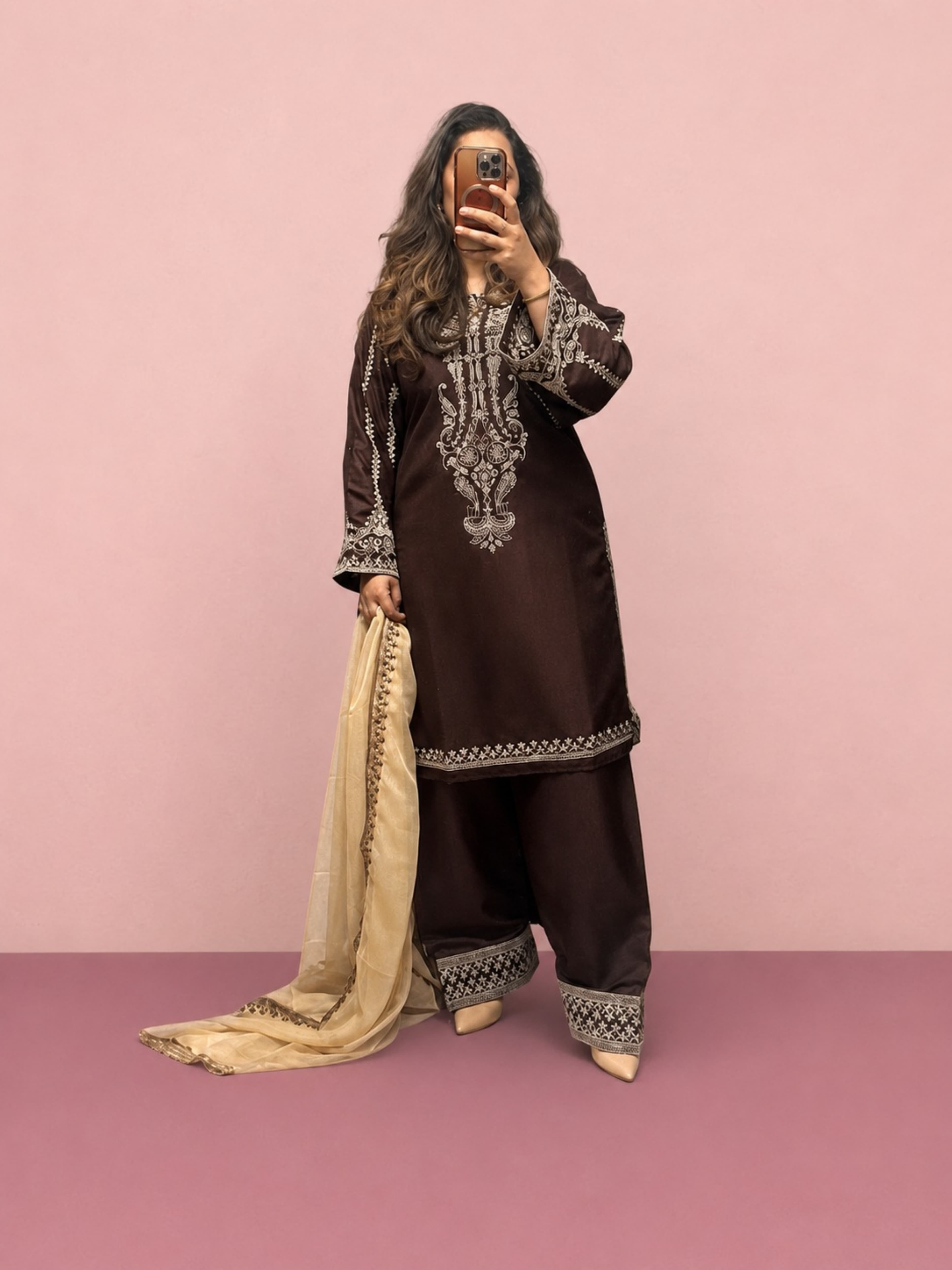 U125 Viral Premium Linen Farshi Suit | Traditional Embroidered | Everyday UK Wear Pakistani Indian image 3